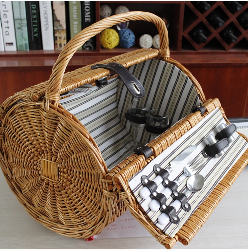 Rundt Form Willow Picnic Basket